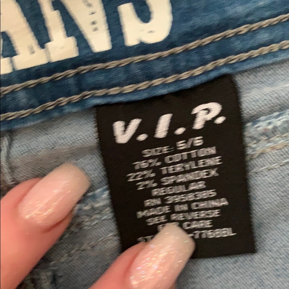 Jeans - Picture 2 of 4